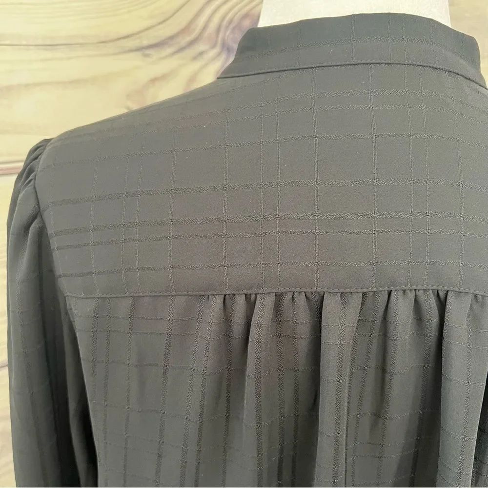 Loft Black Jacquard Patterned Button Down Blouse - Picture 10 of 10